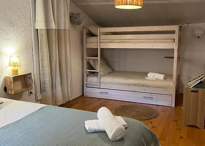 Petite Maison Avec Jardin Au Centre Du Village Апартаменты Nant