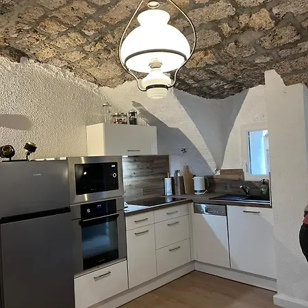 Petite Maison Avec Jardin Au Centre Du Village Nant