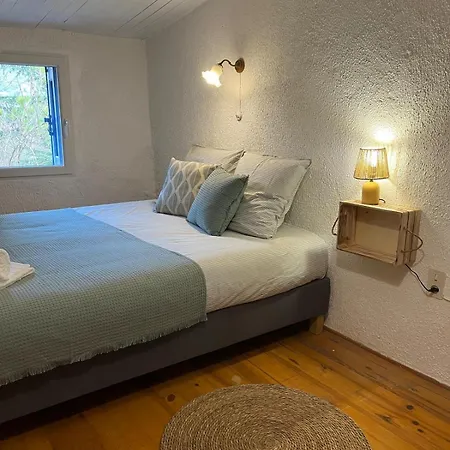 Petite Maison Avec Jardin Au Centre Du Village Lejlighed *