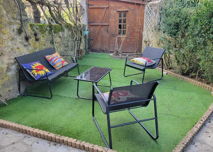 Appartement Petite Maison Avec Jardin Au Centre Du Village Nant